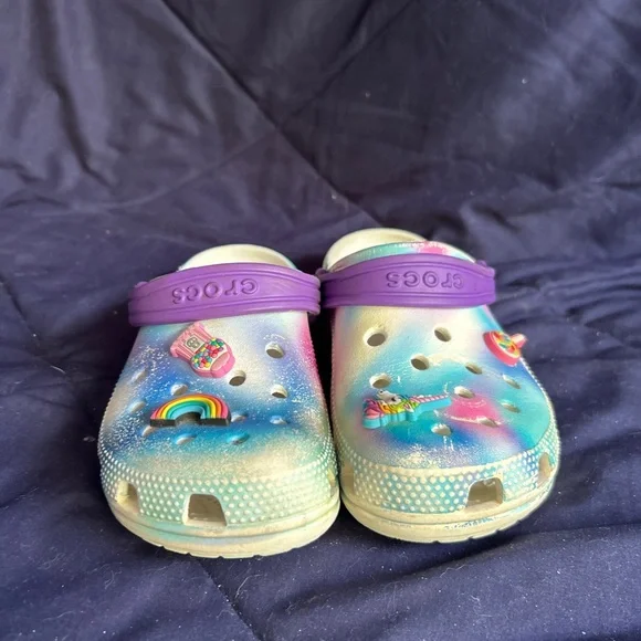 Kids CROCS Rainbow! - Picture 2 of 3